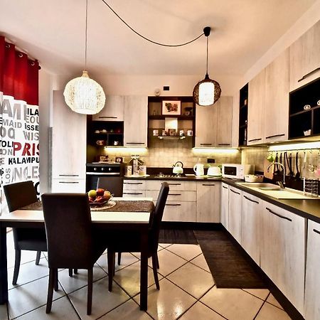 Modern Apartment Halfway Between Milan And Como Cogliate Extérieur photo